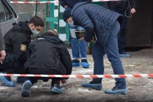 Вийшов з будинку з головою людини: українець жорстоко вбив батька і невідому особу  (Фото)