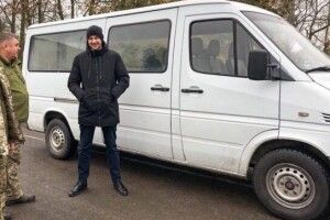 На Рівненщині багатодітний батько придбав машину українським захисникам