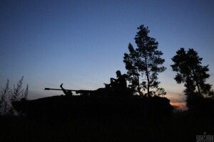 На Донбасі поранили українського військового