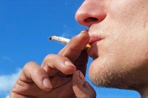 То скільки ж курців в Україні?