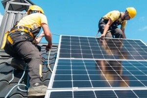У громаді на Волині місцеву лікарню обладнають сонячними електростанціями