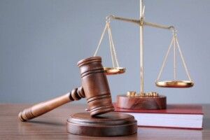 У Луцьку медсестра отримала судимість через чужий «Приват24»