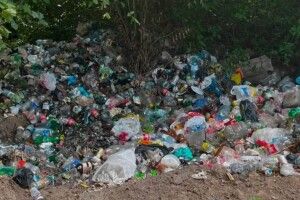 На Волині виявили гори сміття під носом у громади