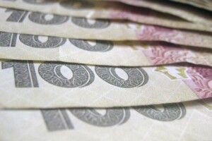 НБУ зміцнив курс гривні