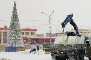 В Росії встановили гірки для дітей з крижаних фекалій