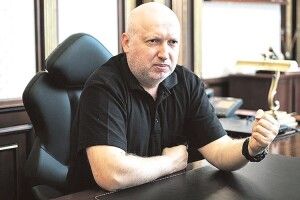 «Порошенка звинувачують навіть  у тому, що він продовжив  контрнаступ на Донбасі»