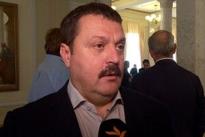 Від голови СБУ Баканова вимагають почати слідство проти нардепа Деркача, якого у США назвали агентом Кремля 