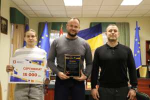 19-річна борчиня з Волині здобуває медалі світу, долаючи виклики війни