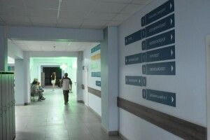 Показали, як у Луцьку відремонтували поліклінічний корпус на проспекті Відродження, 13