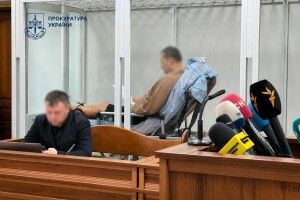 Водій, який врізався у підземний перехід із людьми у Києві, проведе наступні місяці в СІЗО