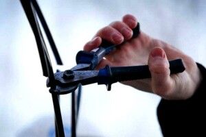 Волинянин відрізав і вкрав пів кілометра телефонного кабелю