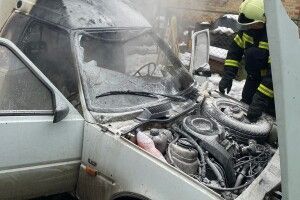 На Волині через несправність електричної системи горіли автівки