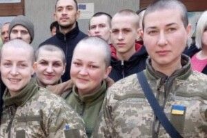 Росія хоче провести парад українських військовополонених 9 травня