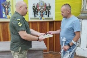 Солдат з Волині отримав відзнаку Міністра оборони України «За поранення»