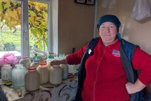 Без вихідних і міських зручностей: як живуть сильні жінки у волинських селах (Відео)