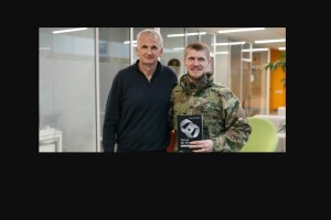 Історик Тімоті Снайдер: «Є небезпека в тому, що Захід дає гроші на відбудову України одній людині»