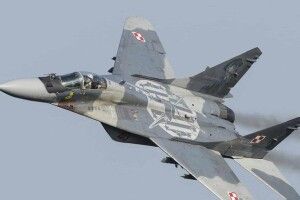 Польща передала Україні 10 винищувачів МіГ-29