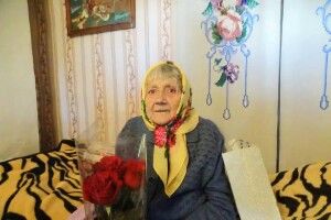 У громаді на Волині привітали довгожительку з особистим святом