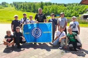 Діти волинських поліцейських поїхали оздоровлюватись у Карпати