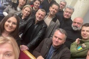 Верховна Рада врахувала усі п’ять пунктів плану Порошенка у зверненні до міжнародних організацій та лідерів держав світу