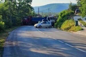 На кордоні Сербії та Косова почалися збройні сутички