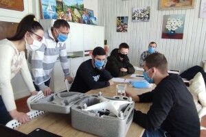 Навіщо рожищенська молодь вчилася пілотувати дрони (Фото)