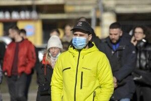 Ще чотири області в Україні перебувають на межі червоної зони 