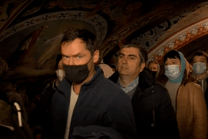 У Рівному з храму силоміць виштовхали журналістів, які знімкували порушення карантину