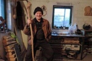 66-річний українець створює унікальні скрипки прямо у себе в гаражі