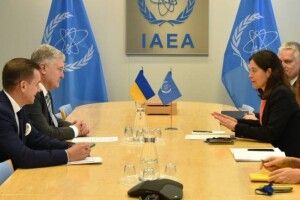 Порошенко на зустрічі з керівництвом МАГАТЕ закликав зробити все, щоб росіяни вийшли із ЗАЕС