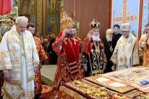 Філарет помолився разом з Епіфанієм у Свято-Михайлівському