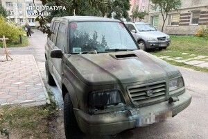 У Рівному 18-річний хлопець підпалив авто військового за 1500 доларів