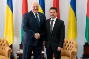​Зеленський закликав Білорусь «відмовитися від вуличного насильства»