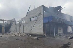 «Наступ проти чипсів»: РФ знищила склад відомого виробника сухариків 