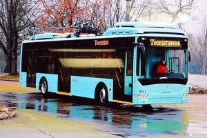 В Україні розробили тролейбус, який може проїхати 20 км з опущеними «рогами»