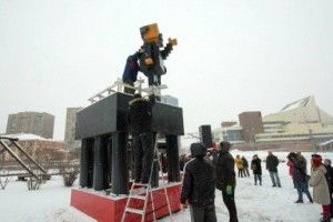 У Росії встановили картонний пам’ятник «піксельному» Леніну