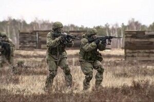 В росії контрактники перед відправкою до України поспілкувалися з колегами і «прозріли»