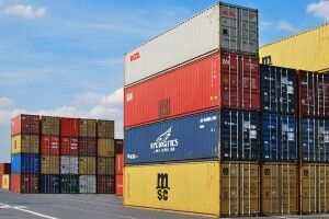 Торік Україна збільшила імпорт товарів з Росії майже на 40%
