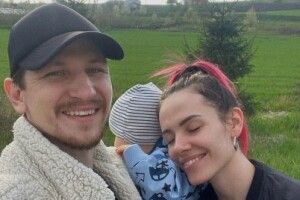 Не витримала: MamaRika повернулася в Україну з 9-місячним сином