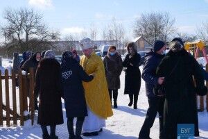 У селі на Волині в церкві, де батюшка вітав Путіна з днем народження, провели першу літургію українською