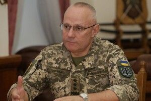 Головнокомандувач ЗСУ Хомчак запевняє, що українські воїни готові дати відсіч окупантам