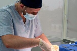 Металева пастка в тілі: волинські лікарі врятували ногу військовому
