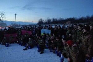 Із ворожого полону додому повернулися ще понад 100 героїв (Відео)