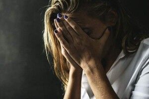 На Тернопільщині жінка закохалася в іноземця й втратила більше 30 тисяч гривень