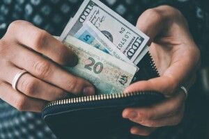 Нацбанк послабив низку обмежень на валютному ринку