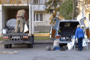 У Луцьку біля РАГСу і далі продаватимуть сільськогосподарську продукцію