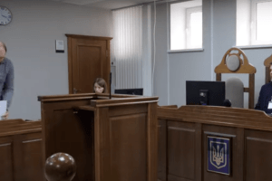 Задушив діда і сказав, що йому стало зле: у Луцьку судять 31-річного пацієнта реабілітаційного центру