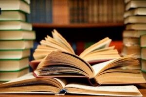 В Англії до бібліотеки повернули книгу, яку взяли почитати 317 років тому