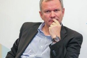 Звільнили хамовитого главу Федерації велоспорту України
