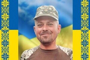 Громада на Волині в жалобі прощалася з Воїном